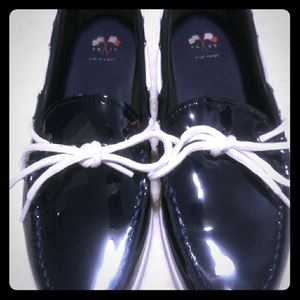 Cole Haan 1928 Womens Patent Leather Navy Slip On